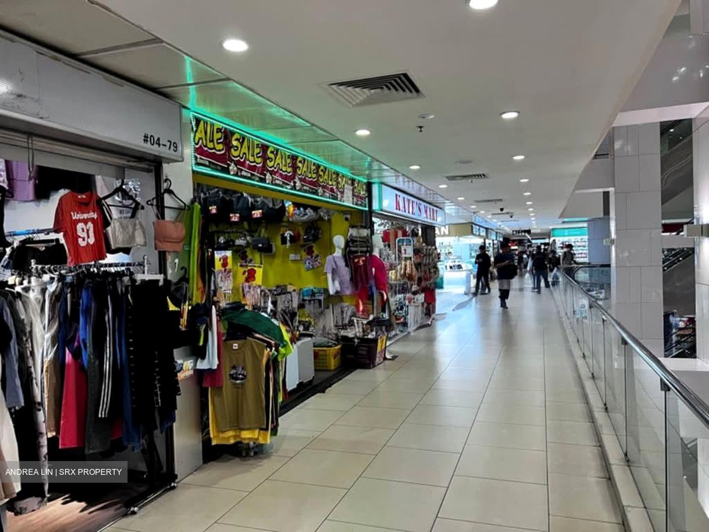 Lucky Plaza (D9), Shop House #593462181